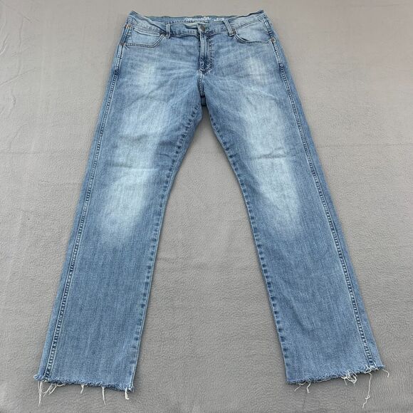 Wrangler Retro Jeans Mens 34x31 (actual) Slim Straight Light Wash - Picture 1 of 16